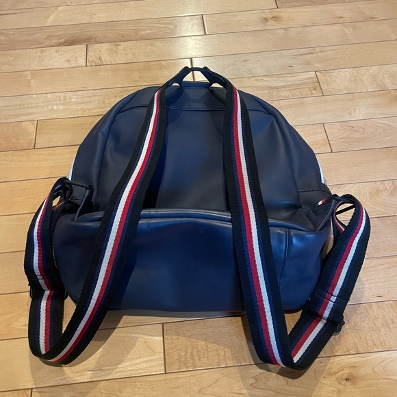 Tommy Hilfiger backpack - Picture 6 of 6